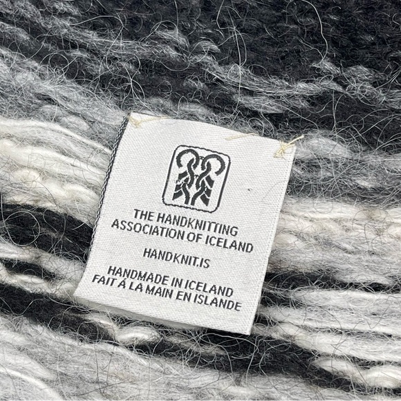 Fair Isle Cardigan Sweater Hand Knit Iceland Wool Black Grey Fisherman Apres Ski - Picture 13 of 15